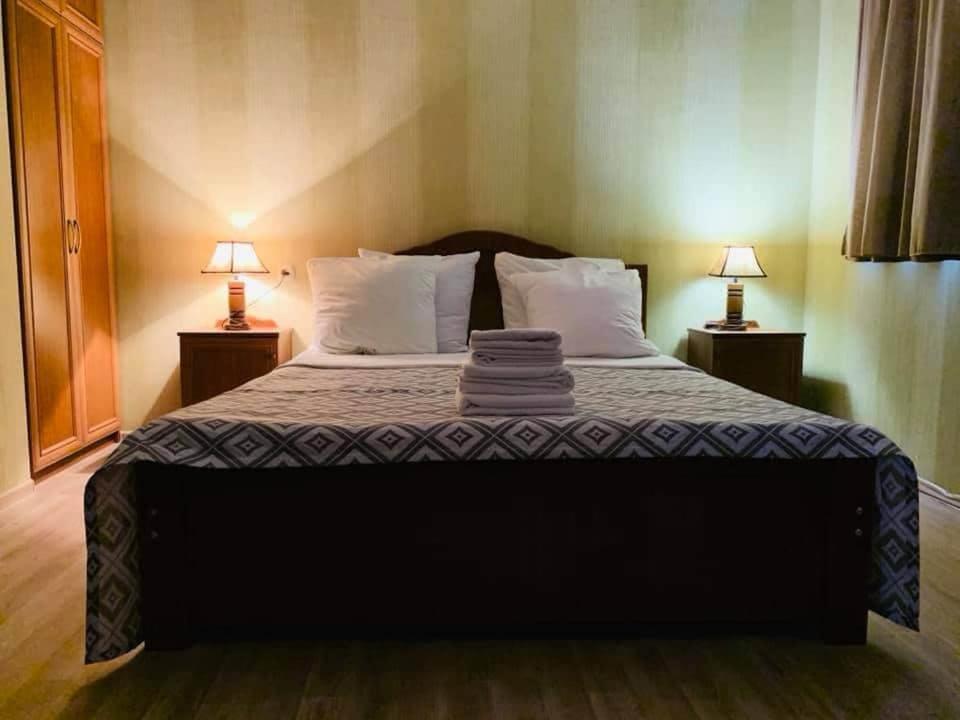 Hotel Sweet Home Телави Екстериор снимка
