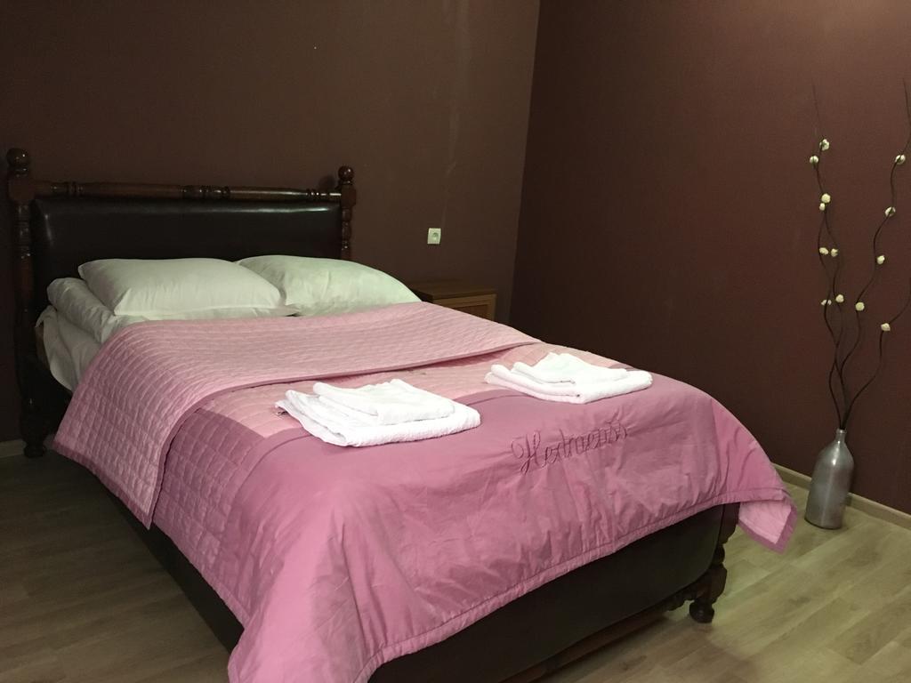 Hotel Sweet Home Телави Екстериор снимка
