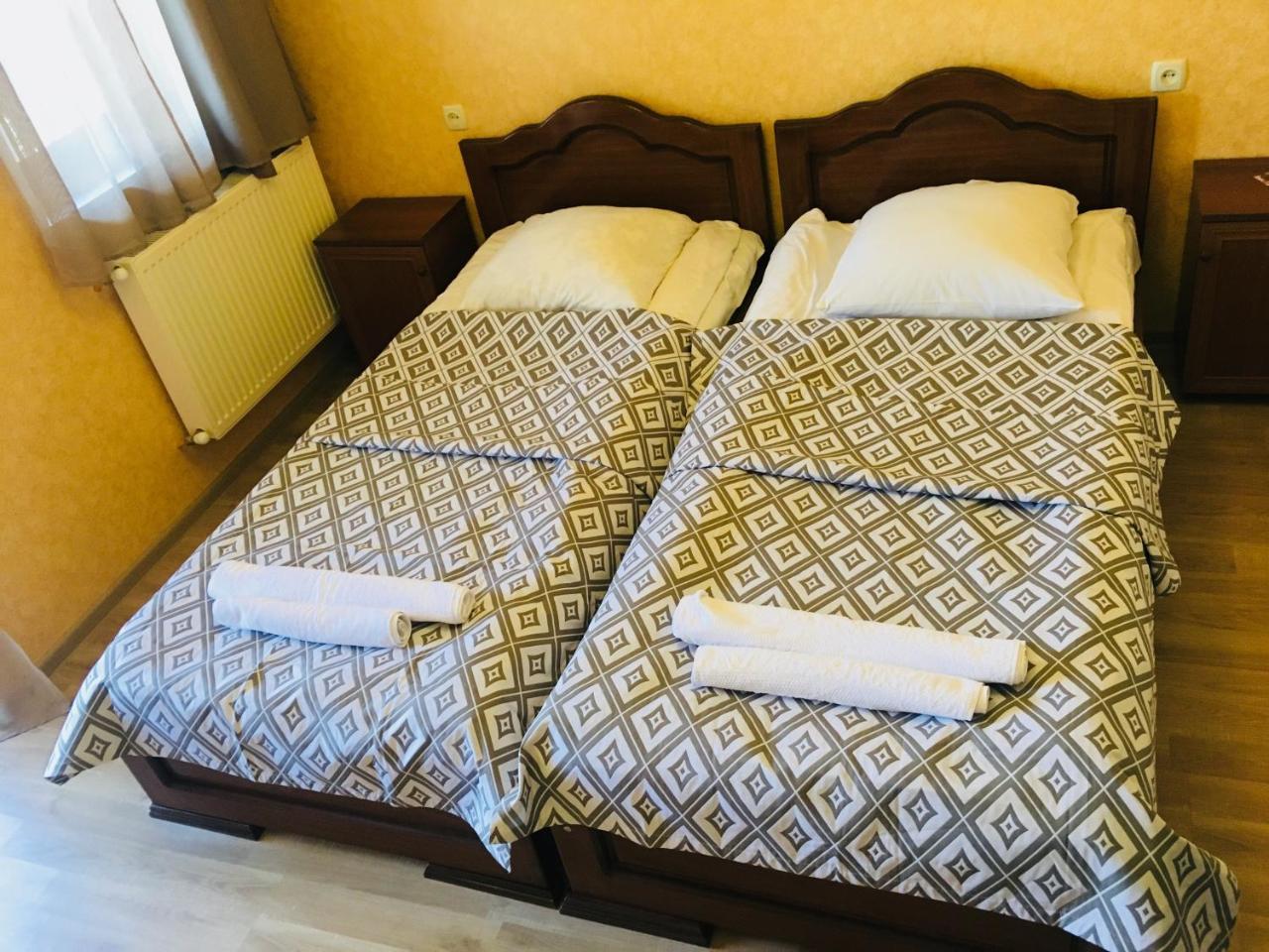 Hotel Sweet Home Телави Екстериор снимка