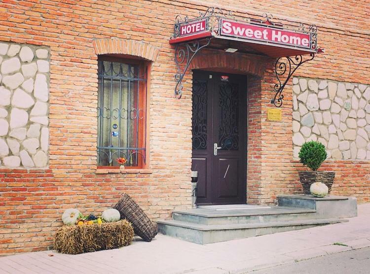 Hotel Sweet Home Телави Екстериор снимка